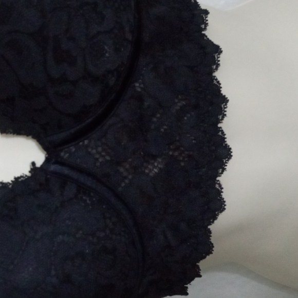 Maidenform Women's Bra 34C, Black, Pre-owned - Picture 4 of 5